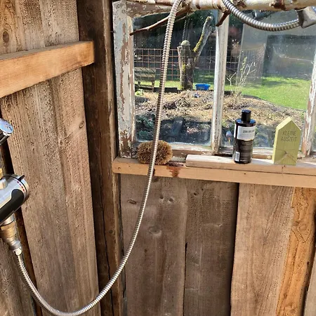Glamping With Hot Tub Hipstedt