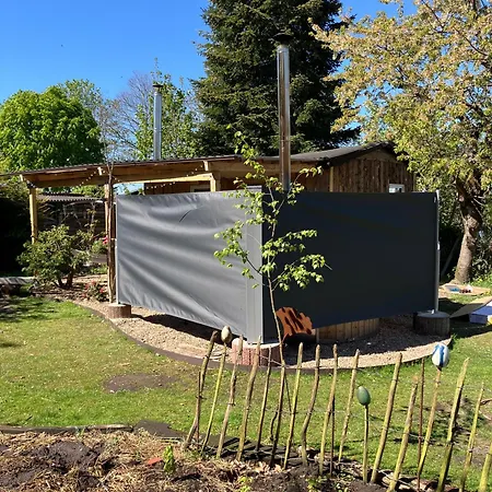 Casa de Férias Glamping With Hot Tub Hipstedt