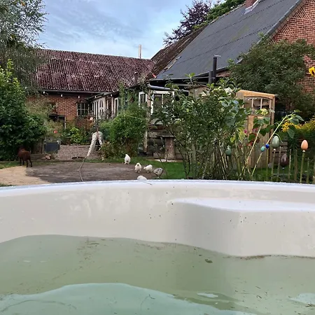Glamping With Hot Tub *